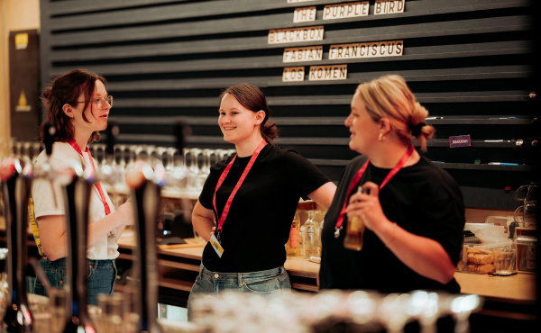 Vacature: Jobstudenten Bar