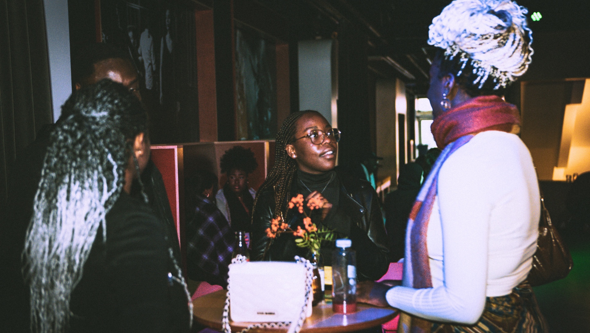 Uitnodiging voor de nana benz open tables